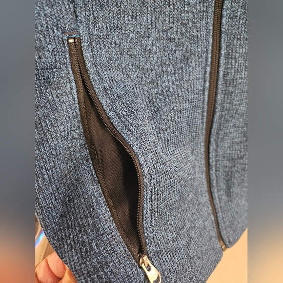 Spyder L Blue Winter Sweater, zipper pockets, like new. - Picture 4 of 11